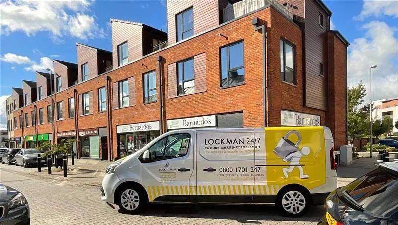 Smart Security Solutions by Lockman247: A Secure Home
